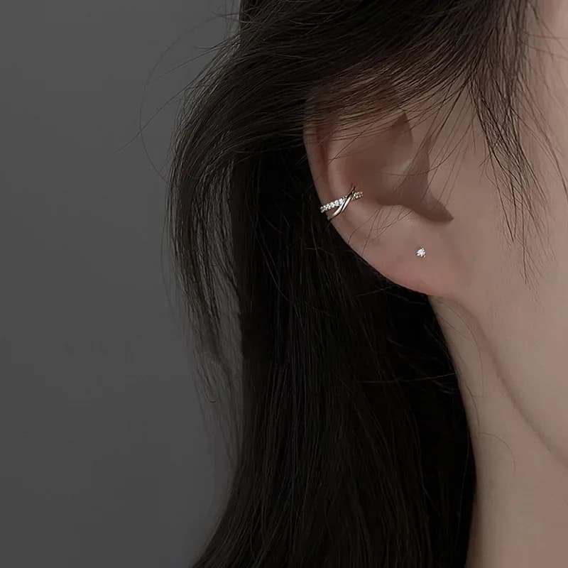 Popular Style Ear Cuff Earring For Women 1 pc Charming Shiny Crystal Without Piercing Ear Clip Earrings Jewelry Gift