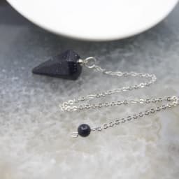 Natural Quartz Reiki Healing Pendulum,for Dowsing Spiritual Divination Cone Crystal Quartz Pendulos Small Size Necklace Jewelry