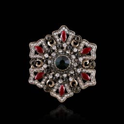 High Quality Fashion Baroque Court Retro Brooch Personality Hollow Badge Corsage High-end Christmas Gift Clothing Accessories