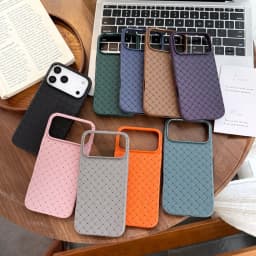 Ultra Thin 3D Knits Skin Phone Case For iPhone 17 16 15 14 12 13 Pro Max 16 Plus 16e Air Soft TPU Cover
