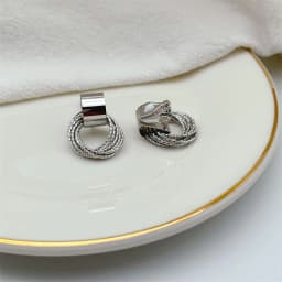 GRACE JUN Hot Sale Metal Clip on Earrings No Pierced for Women Party Birthday Luxury Geometric Cuff Earrings No Ear Hole Earring