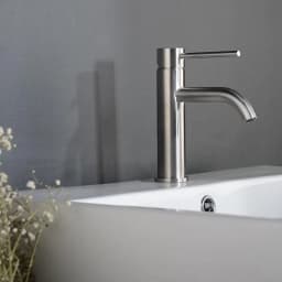 Brushed Rose Gold Bathroom Sink Faucet Deck Mounted Single Hole & Handle Cold And Hot Water Mixer Tap Brushed Gold