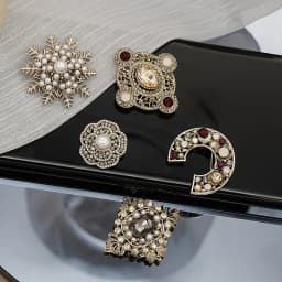 British Vintage Baroque Brand Design Brooch Pins Rhinestone Pearl Flower Brooch Coat Cuff Accessories for Women