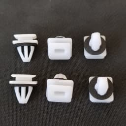Car Rocker Cover Trim Clips Panel Sill Guard Moulding Side Skirt Nylon Retainer for Honda Civic CRV 91504-SP1-003 91504SP1003