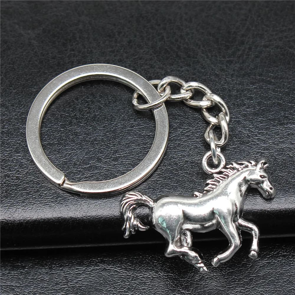 Keychain Holder Souvenirs Gift Vintage Handmade Antique Silver Color 30x22mm Horse Pendant Keyring