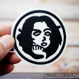 Dinosaur Eye Cat Heart Shoes Patches Embroidery For T-Shirt Iron On Appliques Clothes Jeans Stickers Badges Lightning Hand Beer