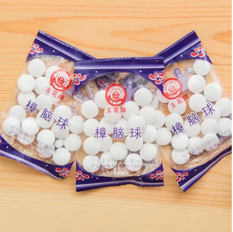 1 Bag Natural Camphor Ball Naphthalene Mothball Natural Mothballs Anti-mold Moth Repellent Pest Control Wardrobe Drawer