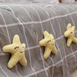 4pcs Cute Plush Rabbit Quilt Holder Non-slip Quilt Blanket Clip One Key to Unlock Blankets Cover Fastener Clip Holder Bed Sheet