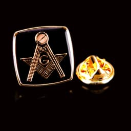 Fashion Brooch Golden Anchor Crown Saxophone Music Wing Horn Stars Golf For Men's Suit Collar Lapel Brooches Pin Party Jewelry