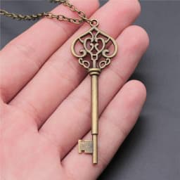 2 Colors Antique Silver Color Antique Bronze Color Vintage Key Pendant Necklace For Women Long Chain Metal Chain Necklace