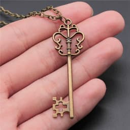 2 Colors Antique Silver Color Antique Bronze Color Vintage Key Pendant Necklace For Women Long Chain Metal Chain Necklace