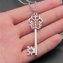 2 Colors Antique Silver Color Antique Bronze Color Vintage Key Pendant Necklace For Women Long Chain Metal Chain Necklace