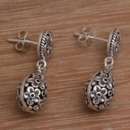 Retro Silver Color Bohemian Earrings Drop-shaped Carved Flowers Dangle Earrings Women Party Wear Jewelry Every Day