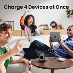 UGREEN Uno 100W GaN Charger Robot Design QC4.0 3.0 PPS PD 3.0 Fast Charger for iPhone 18 17 16 Pro Macbook Air Laptops Tablets