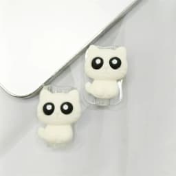 2pcs Novelty Cat-themed Cable Protectors Adorable Design Durable Plastic Connector Cover for iPhone / Type-C Charging Interface