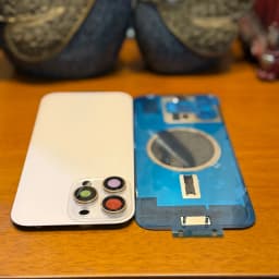 Rear Back Glass Replacement For iPhone 15 Pro 16 Pro Max Rear Cover With Camera Lens Bracket Built-in Magnets Repair Spare Parts