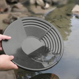 Gold Pan with Riffle Design Durable Prospecting Tool for Gold Mining Metal Detect Efficient Outdoor Wash Gold Panning Equipment
