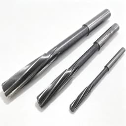 HSS H7/H8 Straight Shank Spiral Groove Machine Reamer 3-20mm, Used for Precision Cutting and Expanding Holes in Metal Materials
