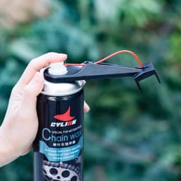 Motorcycle Chain Oiler Spray Gear Mess-Free Chain Wax Chain Cleaner Attachment Motorcycle Chain Lube Oiler Tool