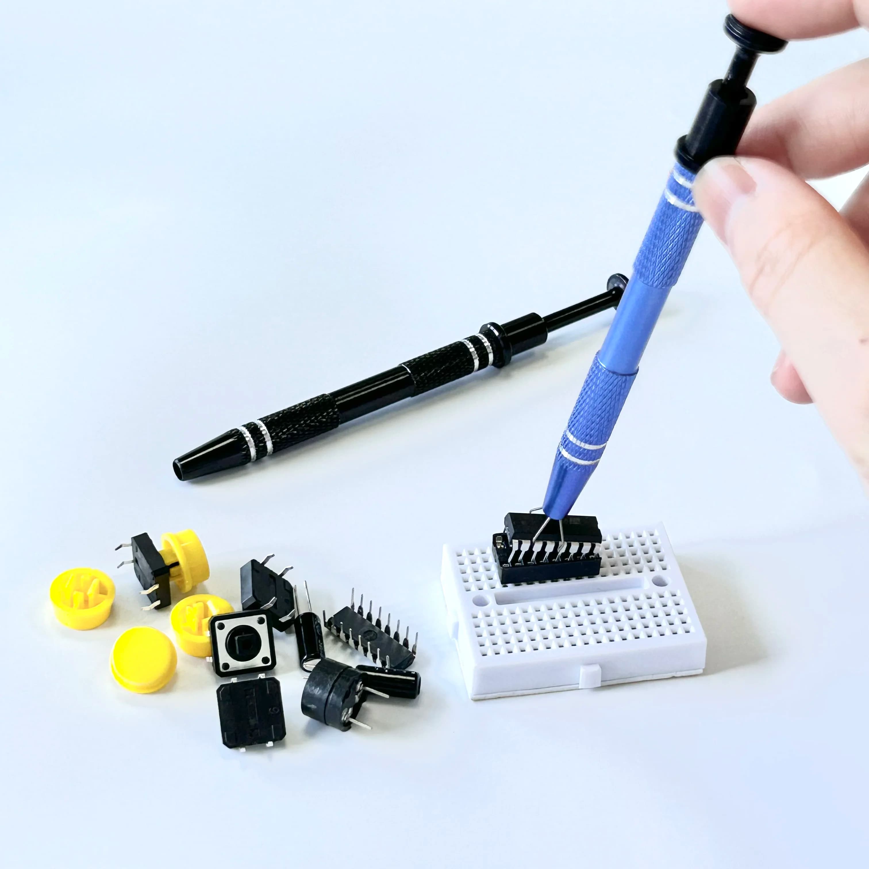 Component Grabber Four Claw Electronic Component IC BGA Chip Gripper Extractor Screw Picker Pick Up Pen Jewelry Repair Hand tool