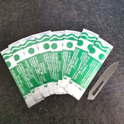 20Pcs Sharp No. 60 Industrial Surgical Blades High Carbon Steel Handicraft Outdoor Enthusiasts Individually Packaged