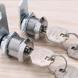 16/20/25/30mm Cam Lock Set Door Cabinet Mailbox Drawer Cupboard Locker Etc,It Comes with 2 Keys and 4 Different Lock Plates