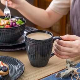 vancasso 16/32 Piece Relief Ceramic Plates Set Black Elegent Tableware set with 4/8 PCS Dinner Plate/Dessert/Cereal Bowl/Mug