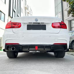 Rear Bumper Diffuser Lip with Light Single Muffler Single Out For BMW F30 3-Series M-Sport 2013-2019