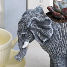 Elephant Shaped Planter Indoor Planter Flower Pot Statue Cute Outdoor Plant Pots Garden Animal Decor Statue for Home Desktop