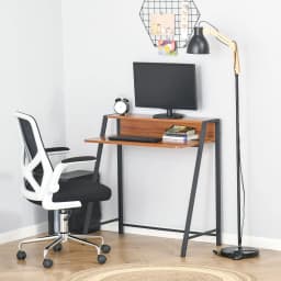 HOMCOM 2-Tier Storage Computer Workstation with Shelf, Metal Frame Walnut