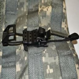Tacticals Outdoor MolleWebbing Buckle Clip Lightweight Clasp Flashlight Ice Axe Tool Quick Release Fixed Clip Hiking