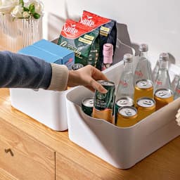【Lifeideas】Set of 4 Plastic Storage Boxes with Lids in White