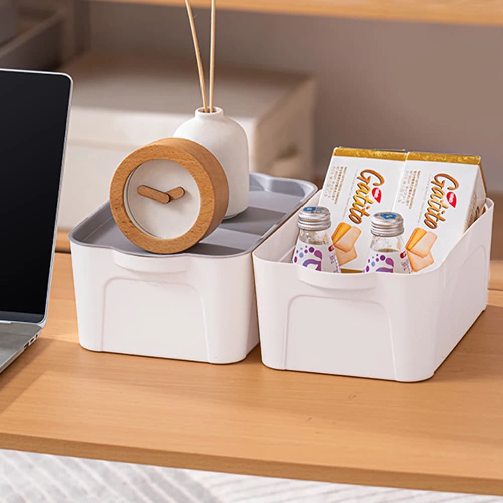 【Lifeideas】Set of 4 Plastic Storage Boxes with Lids in White