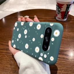 Pixel 8 Pro White Flower Bracelet Silicone Phone Case For Google Pixel 8Pro 8 8A 5 3XL 3A 4 4A 5 7 7A 6 6A 9 9Pro 9ProXL Cover