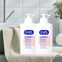 E45 Moisturising Lotion 500ml, For dry and sensitive skin, protect from dryness, soothe roughness, reduce redness, long-lasting