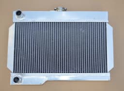 Aluminum Radiator for 1968-1975 Rover MG MGB GT/Base L4 1.8L Manual transmission
