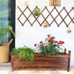 Outdoor Wood Planter Box Raised Garden Bed for Flowers And Vegetables