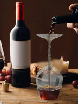 14oz Upside Down Wine Glass Creative Upside Down Cups for Red Wine Holiday Classic Drinkware For Bar Club And Home Use