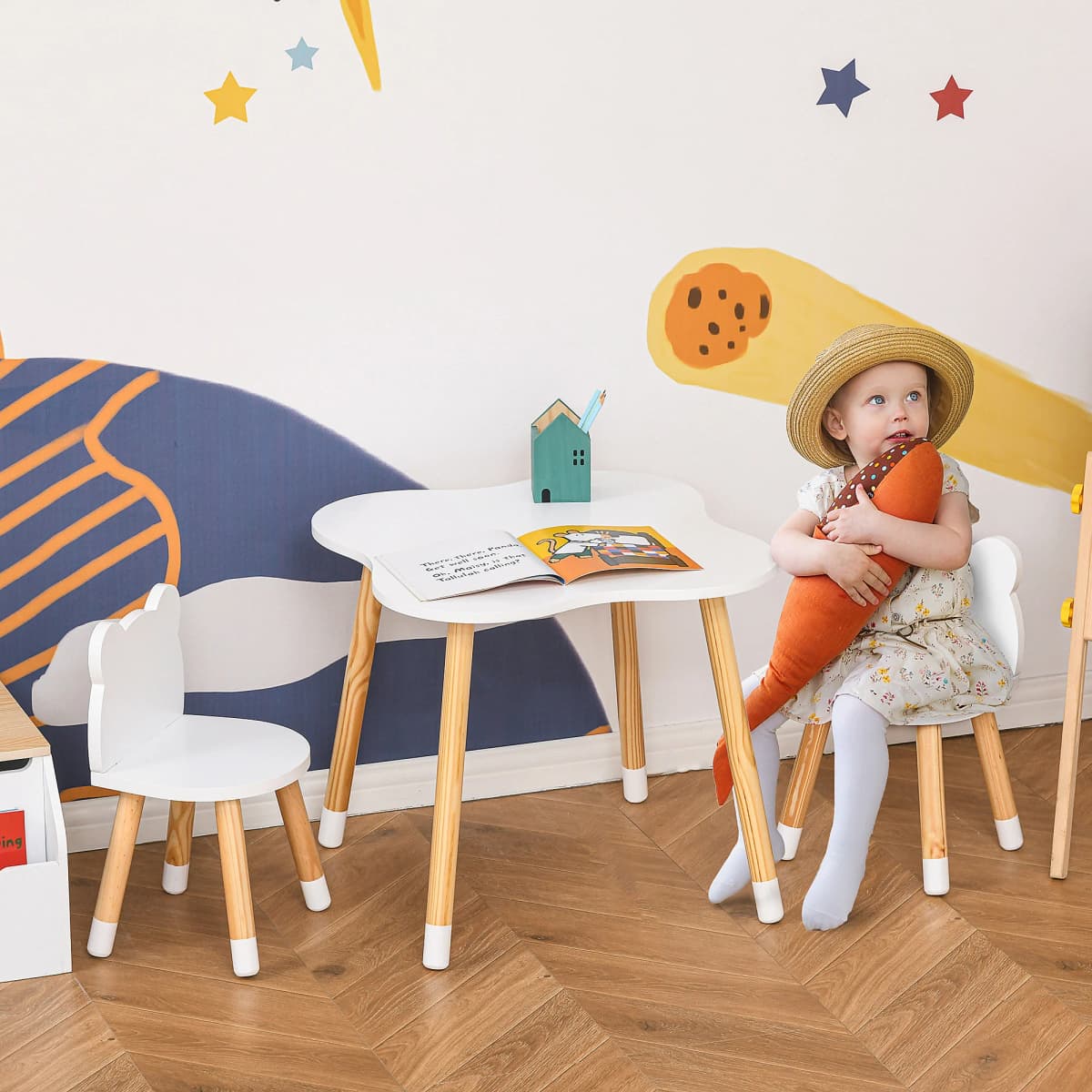 HOMCOM Kids Table and Chair Set, 3-Piece Set with 2 Bear-Shaped Chairs, for Playroom, Nursery, Living Room, White