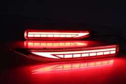 LED Reflector Rear Bumper Tail Light for Toyota Corolla Sedan 2019 2020 2021 Driving Brake Lamp with Dynamic Turn Signal YX Type