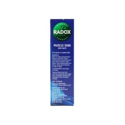 Radox Muscle Soak Bath Salts 400g, Herbal Mineral Soothing Soak, Relaxing Bath Care for Tired Muscles