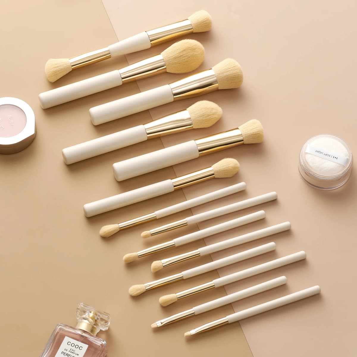 Livingandhome Professional Makeup Brush Tools Include Powder Foundation Concealer Eyeshadow Highlight Brush