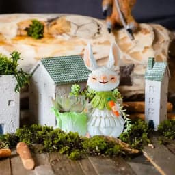 Easter Bunny Figurines Resin Bunny Statue Succulent Pots Garden Decor Yard Art Collectible Figurines Lawn Ornaments Easter
