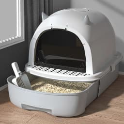 Livingandhome Grey Little Devil Design Enclosed Cat Litter Box with Cat Litter Scoop