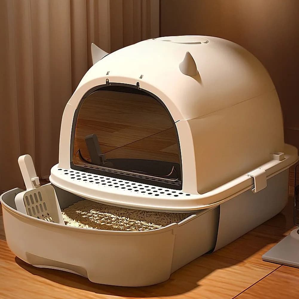 Livingandhome Grey Little Devil Design Enclosed Cat Litter Box with Cat Litter Scoop