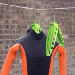 Foldable Wetsuit Hanger Diving Surf Quick Dry Wetsuit Jumpsuit Folding Hanger Fast Dry Folding Vented Hanger 