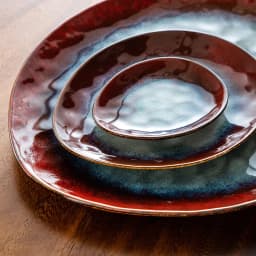 VANCASSO Starry Red 11/22/33-Piece Ceramic Tableware Dinner Set Vintage Look with Serving Platter,Dessert Plate,Bowl and Saucer
