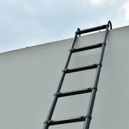 6.2 m / 20.3ft Step Ladder Aluminum Telescoping Ladde with Detachable Roof Hooks,330lbs Load Capacity,15 Steps Adjustable Height
