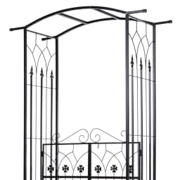 Outsunny Garden Outdoor Entrance Arch with Door Outdoor Patio Decoration for Rose Trellis Arbour Climbing Plant