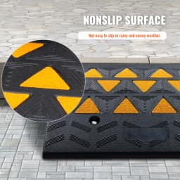 SucceBuy 1/2 Pack Rubber Curb Ramp Threshold Driveway Ramps with Stable Grid Structure for Car Wheelchairs Motorcycles Bikes